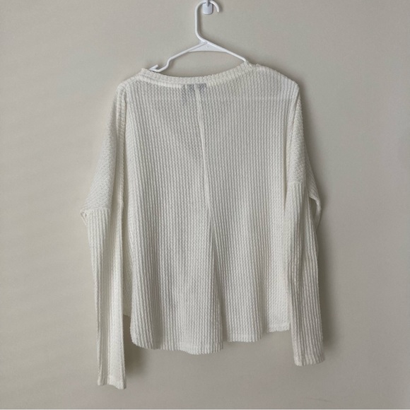 BUNDLE of 2 Out From Under Jojo Oversized Thermal Button-Front Tops from UO - Picture 11 of 12